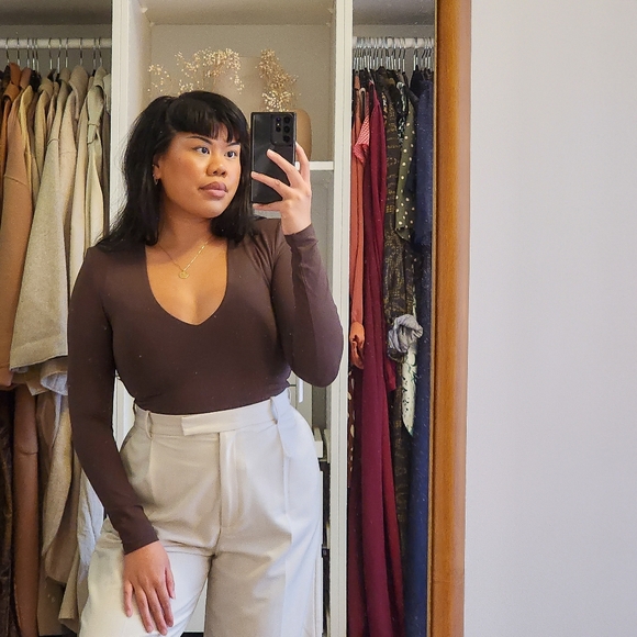 NWT Aritzia Bodysuit - Picture 1 of 8